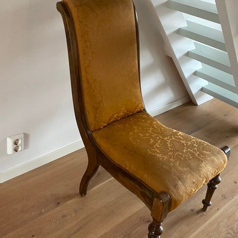 Meget pene, lite brukt, Antikk stoler | FINN.no Meget pene, lite brukt, Antikk stoler | FINN.no