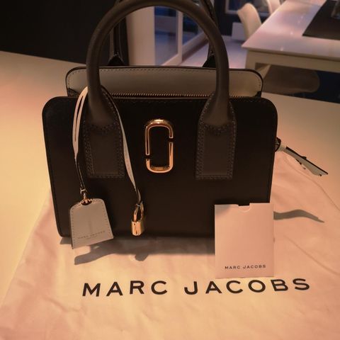 Marc Jacobs Snapchat veske | FINN.no Marc Jacobs Snapchat veske | FINN.no