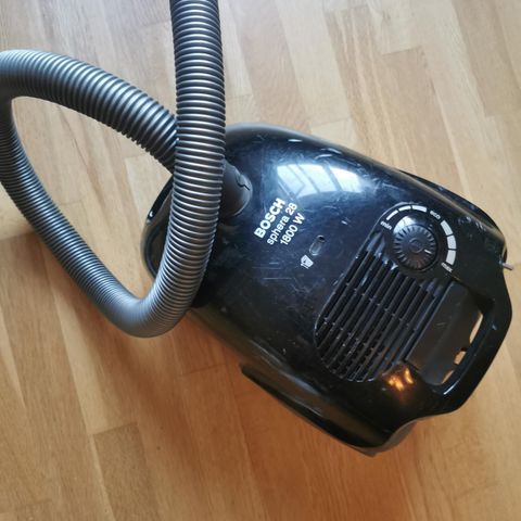 Støvsuger , AEG (2100)W | FINN.no Støvsuger , AEG (2100)W | FINN.no