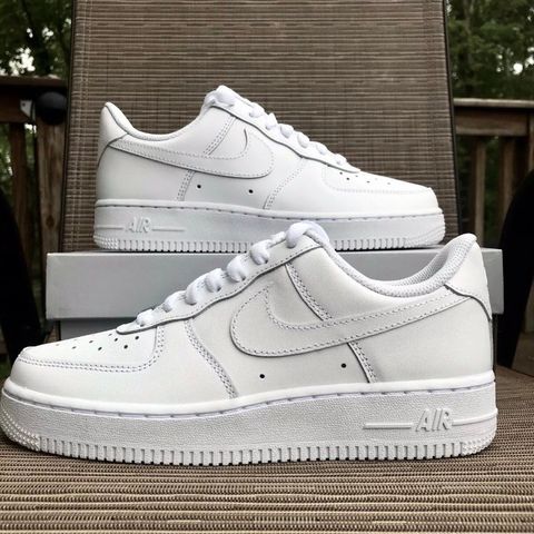 Nike air force 1 | FINN.no Nike Air Force 1 '07 str 42,5 | FINN.no