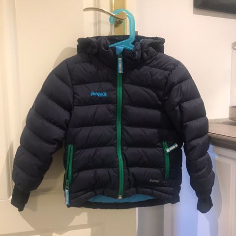 Bergans dunjakke til jente i str 152 | FINN.no Kjøp Bergans Josten Down Youth Girl Jacket fra Outnorth