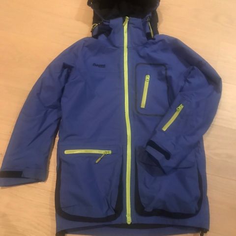 Bergans softshell jakke og Breheimen kids bukse str. 140 Bergans softshell jakke og Breheimen kids bukse str. 140