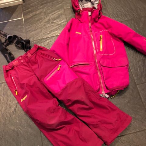 Bergans softshell jakke og Breheimen kids bukse str. 140 Bergans softshell jakke og Breheimen kids bukse str. 140