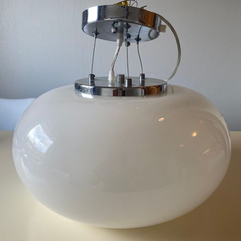 Hersdal Retro lampe pris til fredag 16.10.20 | FINN.no Hersdal Retro lampe pris til fredag 16.10.20 | FINN.no