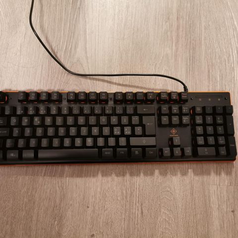 100 stk mus, 100 stk tastatur | FINN.no 100 stk mus, 100 stk tastatur | FINN.no