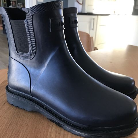 Sko med høy hæl fra softwalk flex str 5 12 ( 38 12). Nær Sko med høy hæl fra softwalk flex str 5 12 ( 38 12). Nær
