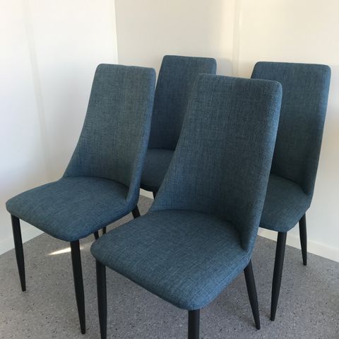 Odense Spisebord, med klaff og 6 spisebordstoler | FINN.no Odense Spisebord, med klaff og 6 spisebordstoler | FINN.no