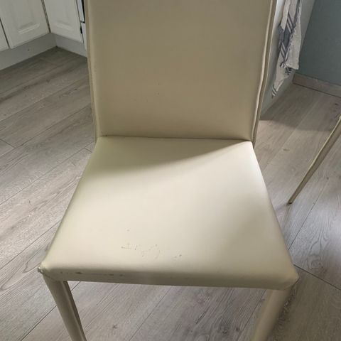 2 stykk IKEA stoler gis bort | FINN.no 2 stykk IKEA stoler gis bort | FINN.no