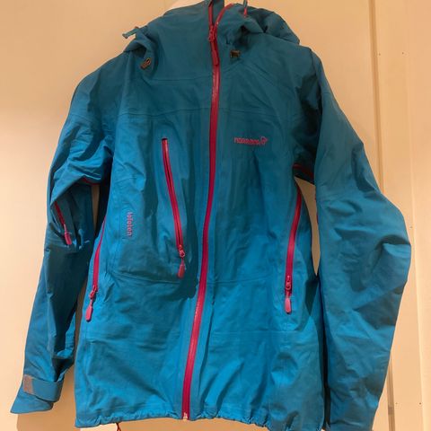 Missing link GORE TEX jakke, barn str 14, 164 | FINN.no Missing link GORE TEX jakke, barn str 14, 164 | FINN.no