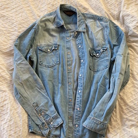 Original KappAhl Denim Skjorte Selges! | FINN.no Original KappAhl Denim Skjorte Selges! | FINN.no