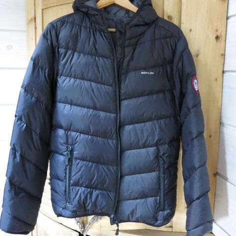 Quartz dunjakke strl M, som ny. | FINN.no Quartz dunjakke strl M, som ny. | FINN.no