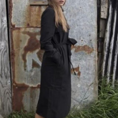 Ny BRGN by Lunde & Gaundal Yr jakke | FINN.no BRGN vind el coat str M | FINN.no