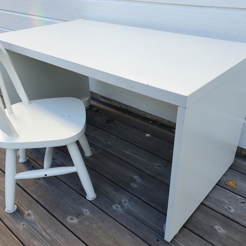 Ikea Gulliver barnemøbler bord og 4 stoler | FINN.no Ikea Gulliver barnemøbler bord og 4 stoler | FINN.no