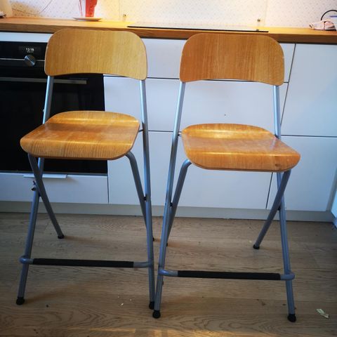 Flott retro respatex kjøkkenbord med rørstol | FINN.no Rørstol barkrakk. Retro. | FINN.no