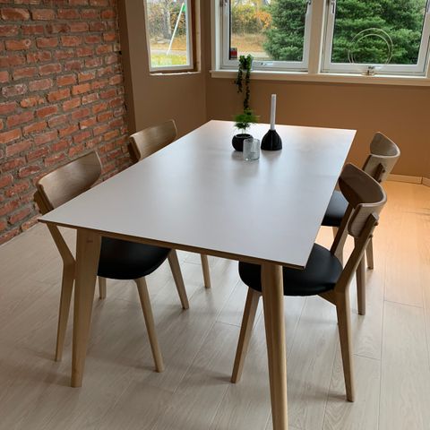 Dan Form Edge spisebord | FINN.no Dan Form Edge spisebord | FINN.no