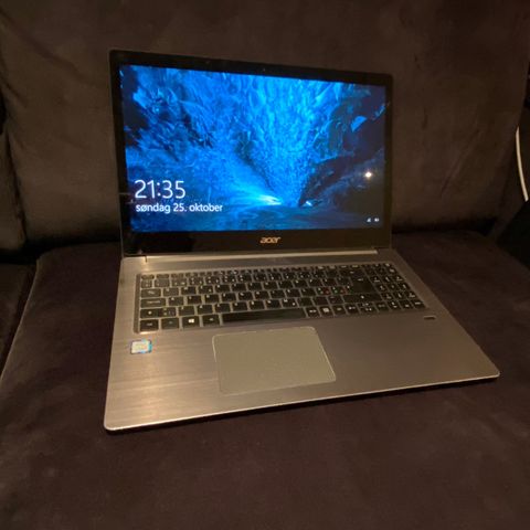 lenovo laptop 8Gb minner i3 7100u pro, 512GB m2 disk salges lenovo laptop 8Gb minner i3 7100u pro, 512GB m2 disk salges