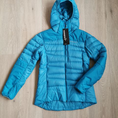Peak performance stark regnbukse (dame) | FINN.no Kjøp Peak Performance Women's Stark Jacket fra Outnorth