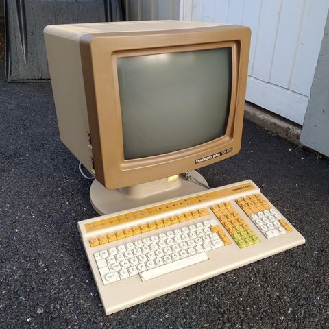 Tandberg Display TDV 5010 | FINN.no Tandberg Display TDV 5010 | FINN.no