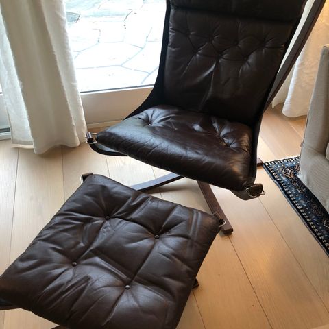 Lenestol i skinn, svensk design Göte Möbler | FINN.no Lenestol i skinn, svensk design Göte Möbler | FINN.no