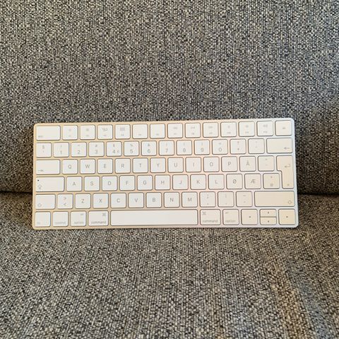Anker Bluetooth keyboard | FINN.no Anker Bluetooth keyboard | FINN.no