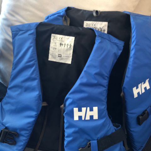 QUBA Sails jakke til ungdom mellom 150 cm | FINN.no QUBA Sails jakke til ungdom mellom 150 cm | FINN.no