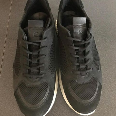 1 par Urban Classics sko til salgs | FINN.no 1 par Urban Classics sko til salgs | FINN.no