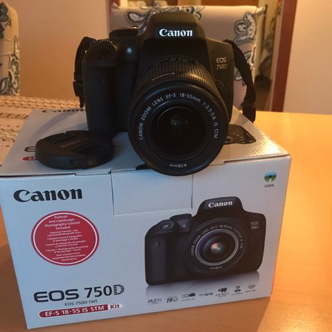 Canon EOS 650D m18 135mm IS STM | FINN.no Canon EOS 650D m18 135mm IS STM objektiv Systemkamera