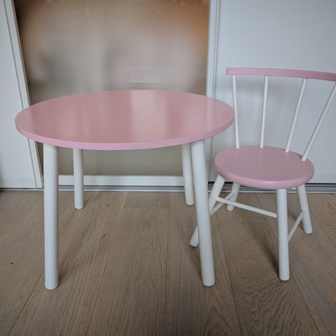 Ikea Gulliver barnemøbler bord og 4 stoler | FINN.no Ikea Gulliver barnemøbler bord og 4 stoler | FINN.no