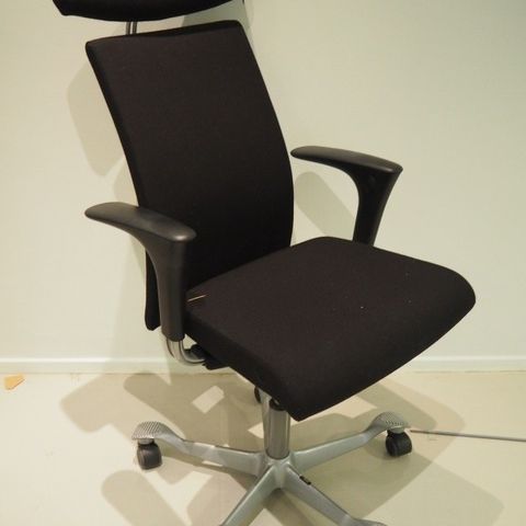 2 stk Ergonomisk, ryggvennlig kontorstol fra Spinalis Ergonomisk, ryggvennlig kontorstol fraSpinalis, modell