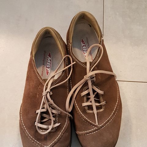 Masai sko MBT str 40 | FINN.no Masai sko MBT str 40 | FINN.no