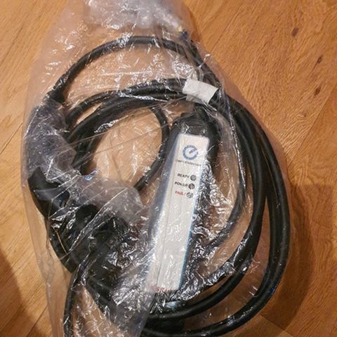 Nissan Leaf 2018 2020 Original ladekabel | FINN.no Nissan Leaf orginal Type 1 Lader | FINN.no