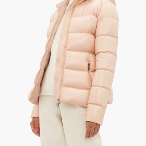 Nytt og brukt annonser med søkeordet Moncler | FINN Torget 2016 Moncler Cardigan Dame Sweater Svart | Tovet genser