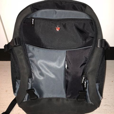 Victorinox Messenger PC Veske | FINN.no Victorinox Messenger PC Veske | FINN.no