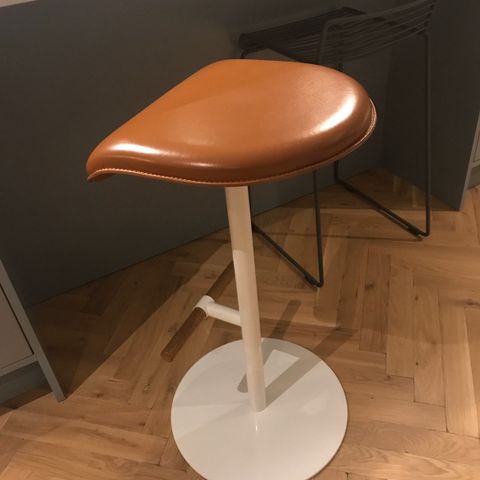 4 stk Barstoler, sort Brukte kontormøbler | FINN.no Best pris på Bolia Design Circle Barkrakk Stoler