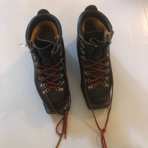 Eldre Kandahar skisko, str. 37 | FINN.no Eldre Kandahar skisko, str. 37 | FINN.no