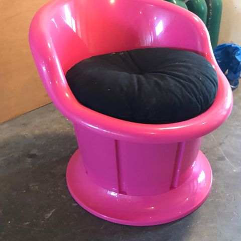 Rosa Ikea stol med oppbevaring | FINN.no Rosa Ikea stol med oppbevaring | FINN.no