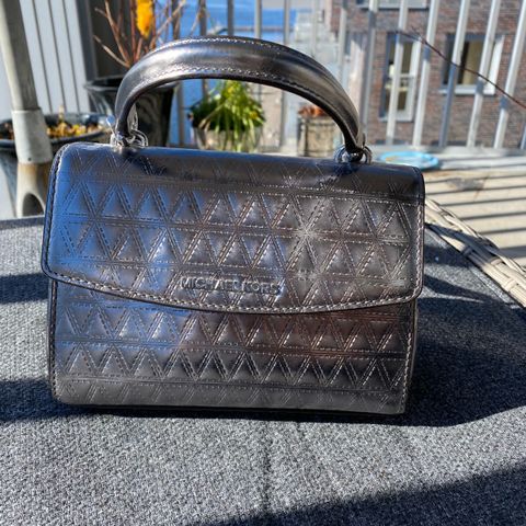 Michael Kors veske. | FINN.no Oppdatert! Helt ny Michael Kors veske | FINN.no