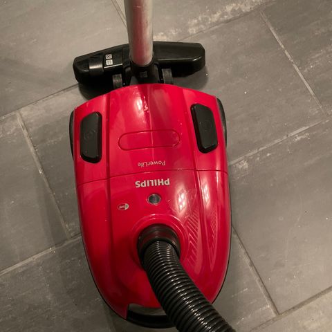 Støvsuger , AEG (2100)W | FINN.no Støvsuger , AEG (2100)W | FINN.no