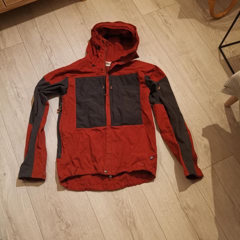 Retro billabong ski snowboard jakke | FINN.no Billabong Ski Snowboard Jakke Small | FINN.no