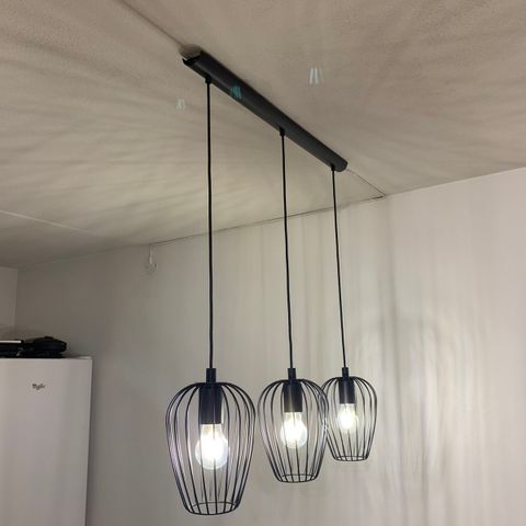 Taklampe. Glitter 3 lys takpendel | FINN.no Glitter takpendel 1 lys Lampemagasinet