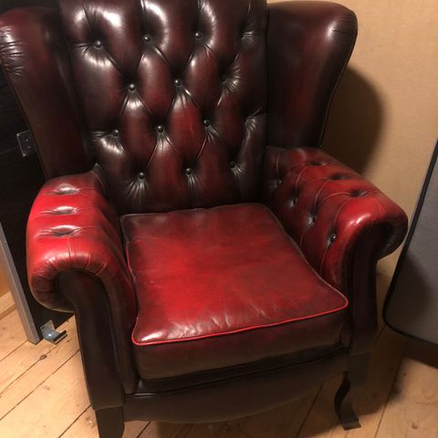 Stol fra chesterfield | FINN.no Flott chesterfield stol selges | FINN.no