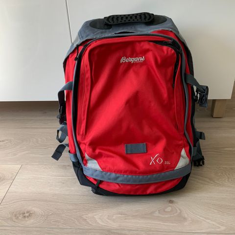 Bergans XO ryggsekk 25 liter | FINN.no Bergans sekk 35 L med regntrekk | FINN.no