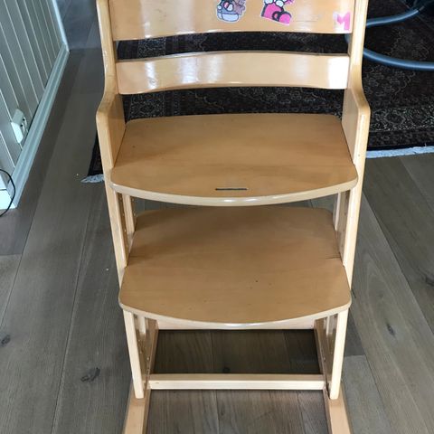 Tripp Trapp stoler selges. Pris PR stk. | FINN.no Tripp Trapp stoler selges. Pris PR stk. | FINN.no