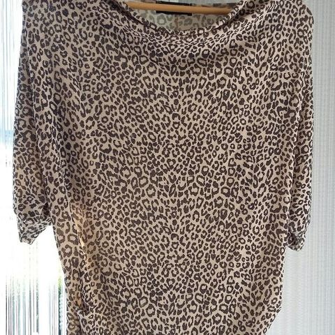Leopard skjorte fra Zara | FINN.no Leopard skjorte fra Zara | FINN.no