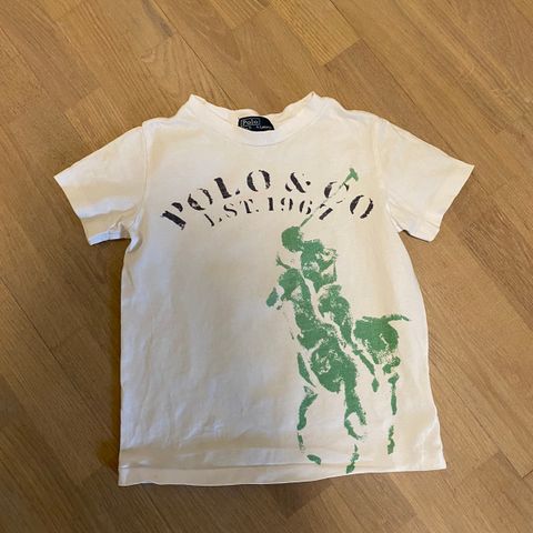 Adidas t skjorte str 4 år | FINN.no Adidas t skjorte str 4 år | FINN.no