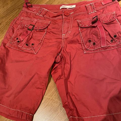 Yankees T skjorte til salgs Slim fit Billig | FINN.no Yankees T skjorte til salgs Slim fit Billig | FINN.no