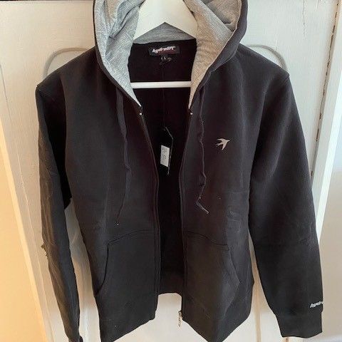 Bergans Glittertind skalljakke XL selges | FINN.no Bergans Glittertind skalljakke til salgs (Ny Pris!!) | FINN.no
