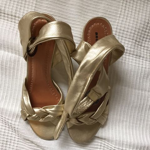 Sko sandal pensko dame str 3637 | FINN.no 12 lekre sandaler til dame | Tara.no
