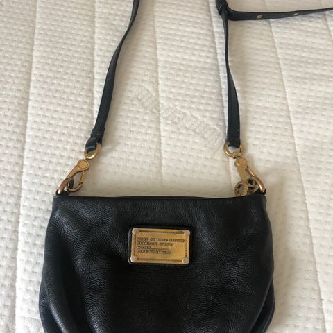 Michael kors. Crossover veske kr 600. | FINN.no Michael kors. Crossover veske kr 600. | FINN.no