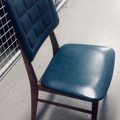Retro rørkrakker selges | FINN.no Solid, gammel stålrørstoldiner stol, nyomtrukket | FINN.no